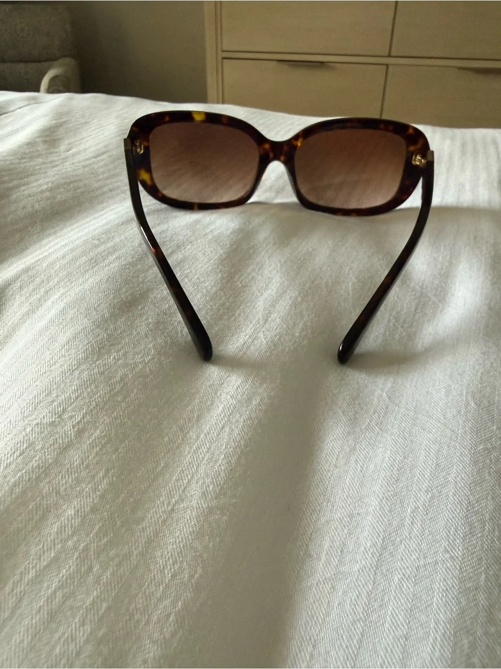 COACH Tortoiseshell Women's Fashion Sunglasses - Brown Lenses